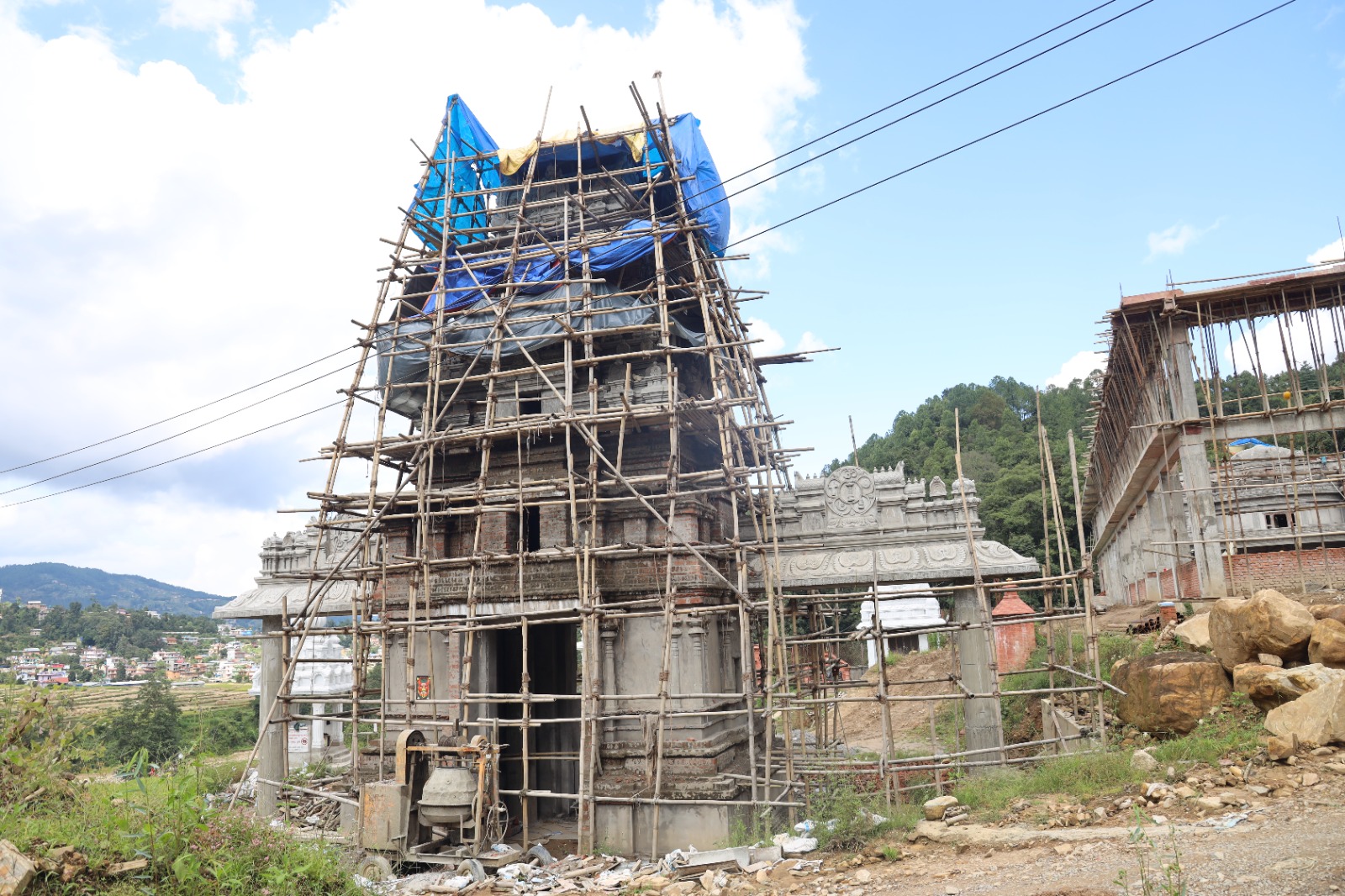1gopuram-gate