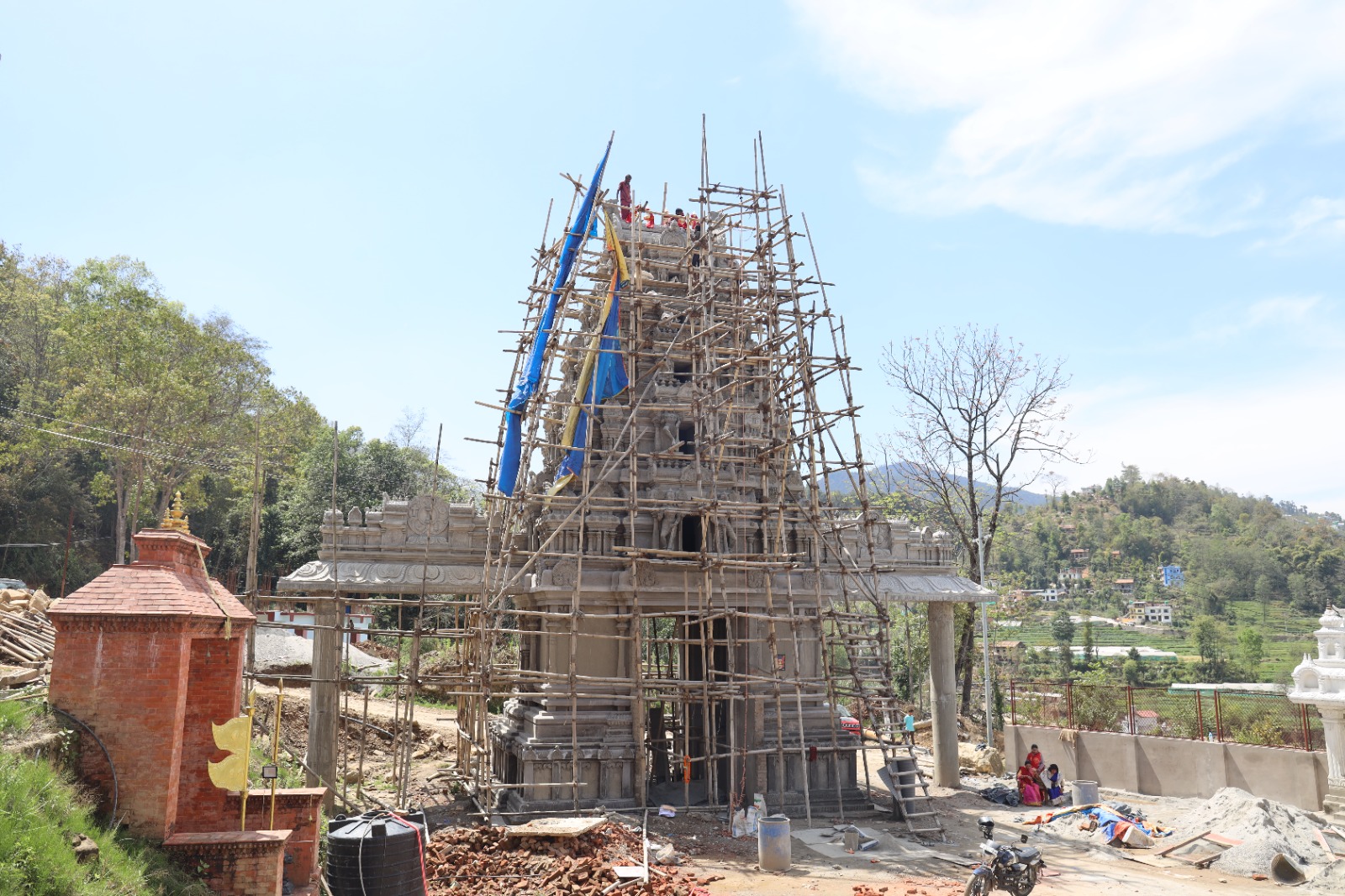2gopuram-gate
